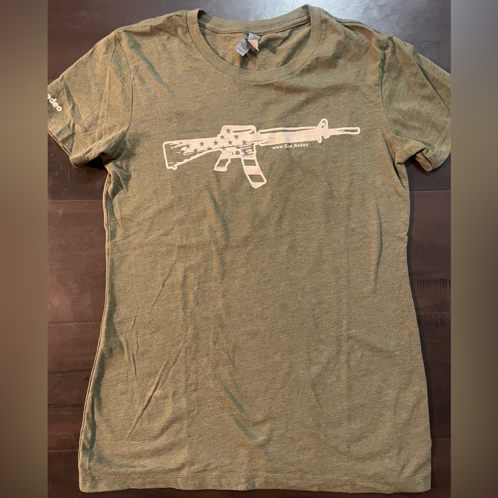 Gun rights are women’s rights 2A green t shirt medium soft AK AR America patriot